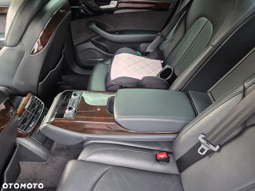Audi A8 4.2 TDI clean diesel Quattro - 15