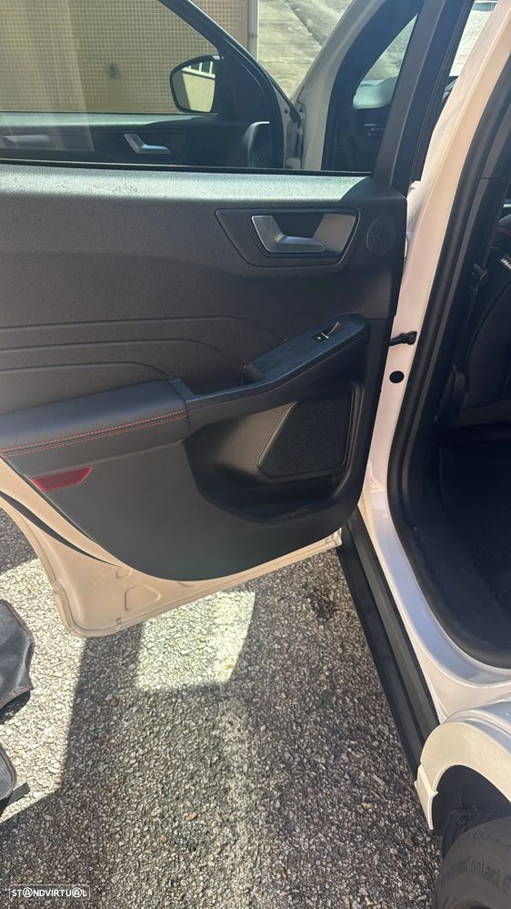 Ford Kuga 2.5 PHEV ST-Line X Graphite Tech - 4