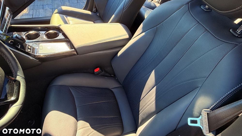 Toyota Mirai Advanced - 10