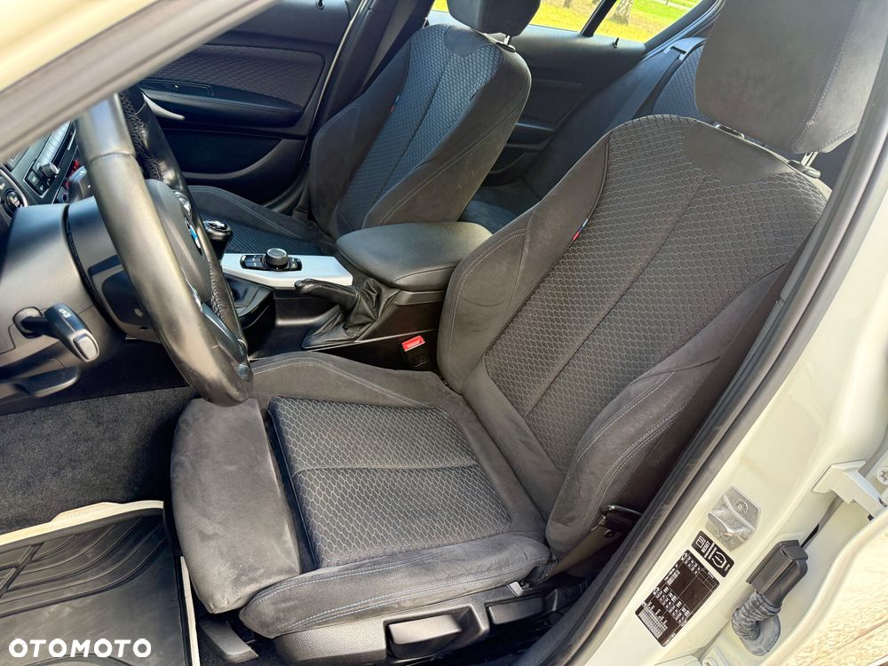 BMW Seria 1 - 24