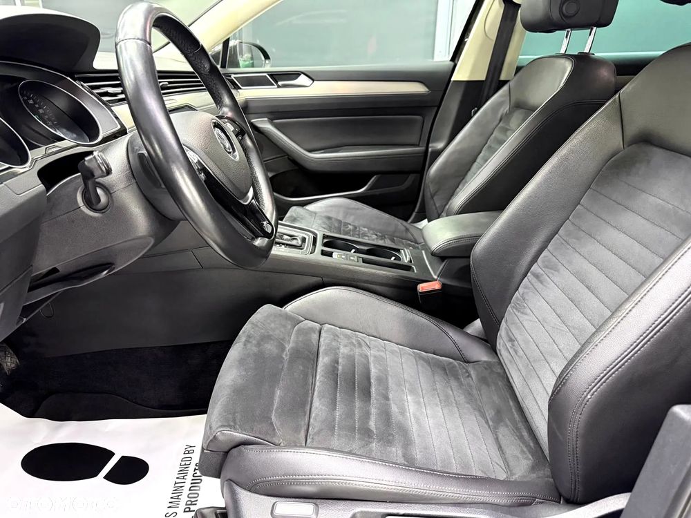 Volkswagen Passat 1.8 TSI (BlueMotion Technology) DSG Highline - 24