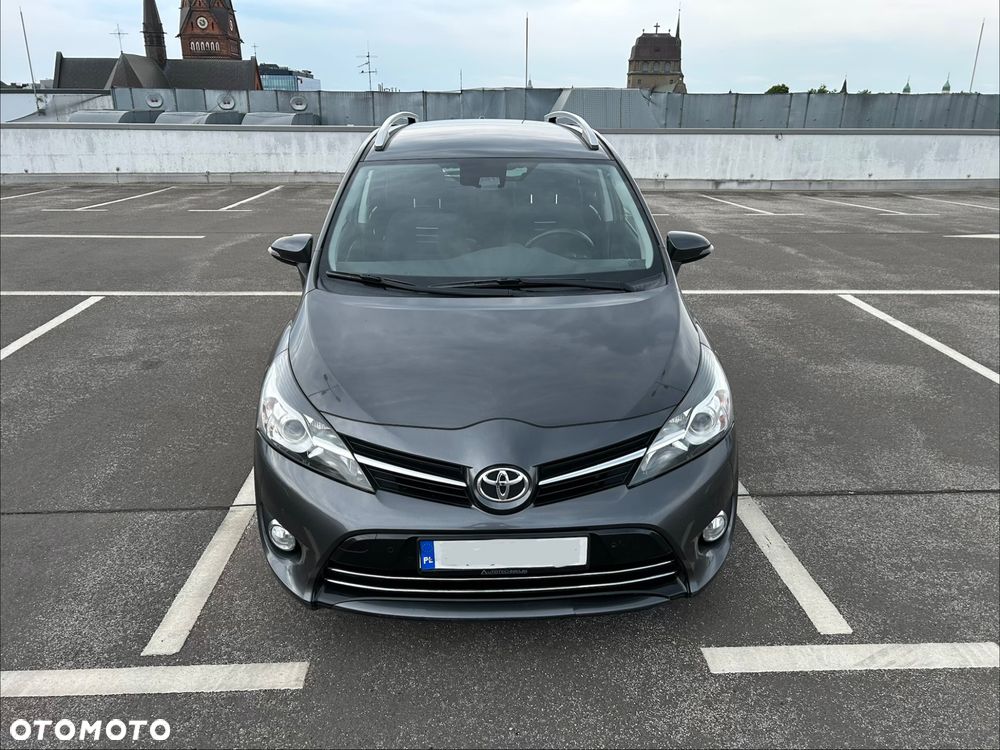 Toyota Verso 1.8 Premium MS 7os EU6 - 1
