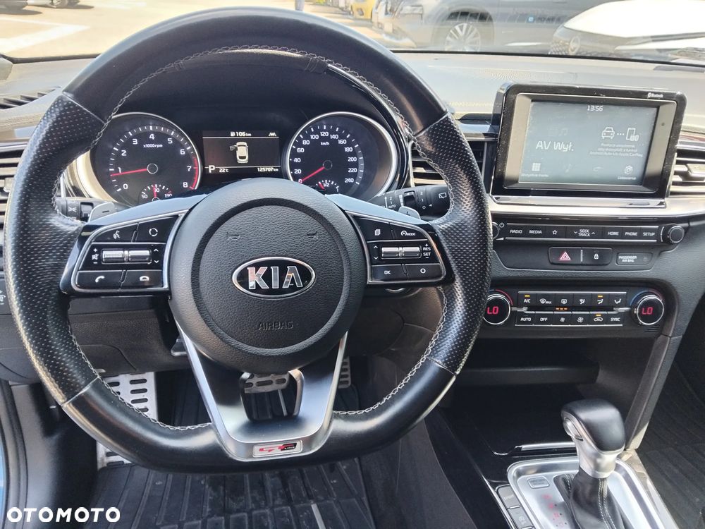 Kia ProCeed - 14