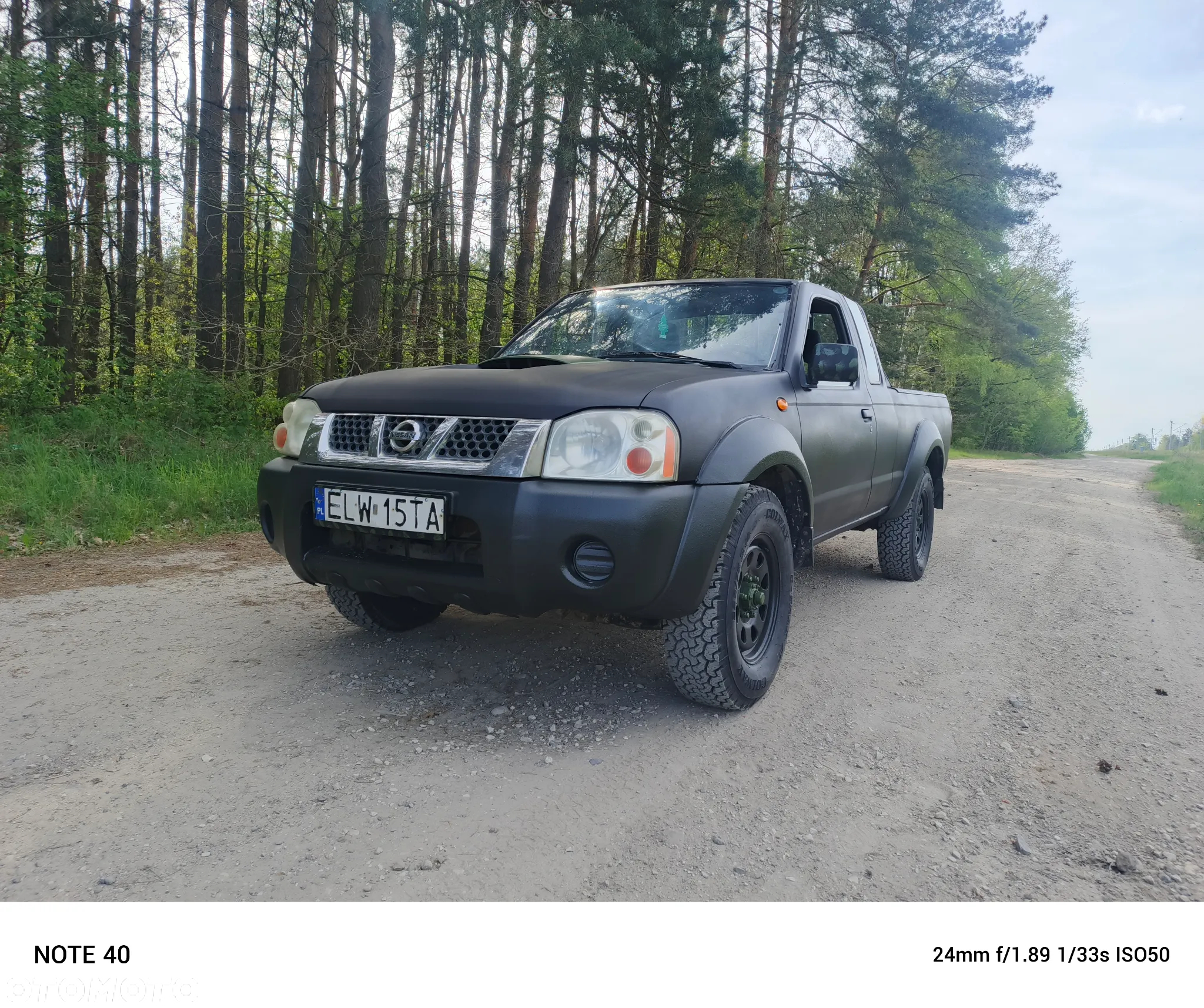 Nissan Pickup 2.5 TDi Base - 2