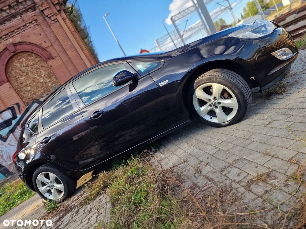 Opel Astra 1.4 Turbo Sport - 11