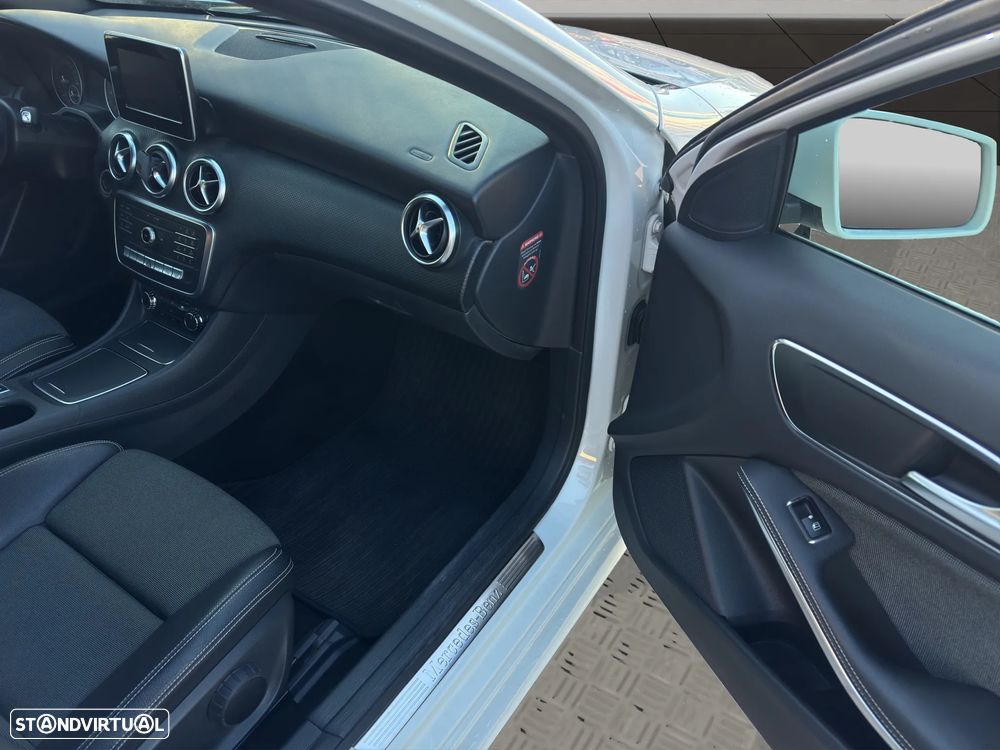 Mercedes-Benz A 180 CDI BlueEFFICIENCY Aut. - 20