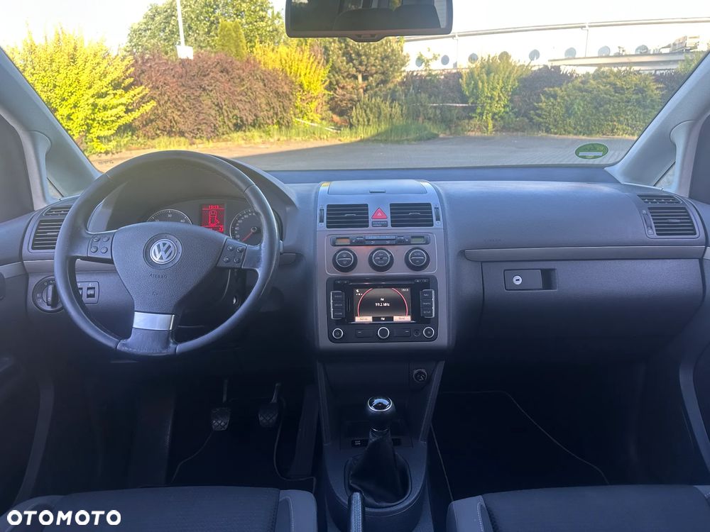 Volkswagen Touran 1.9 TDI Freestyle - 23