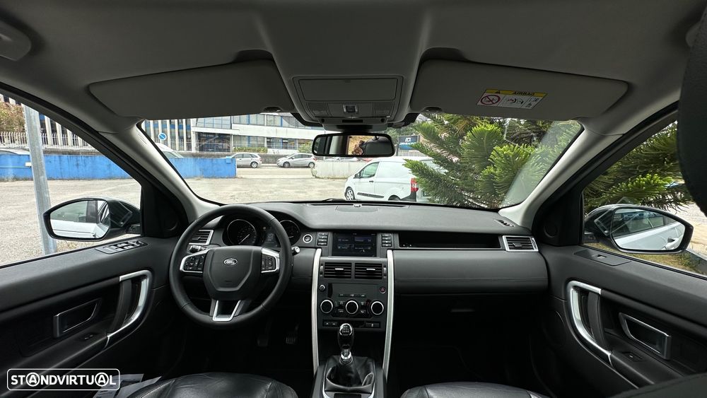 Land Rover Discovery Sport 2.0 TD4 SE - 26
