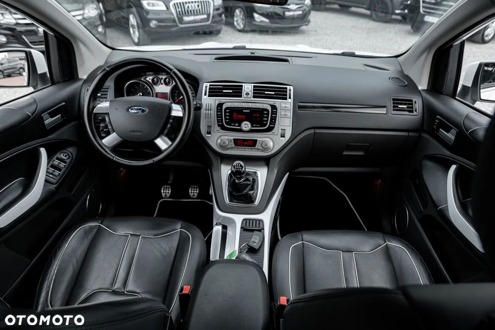 Ford Kuga 2.5 4x4 Individual - 28