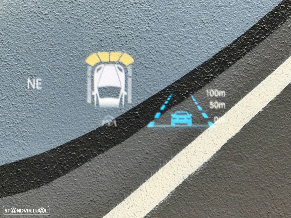 Mercedes-Benz EQA 350 4Matic AMG Line - 21