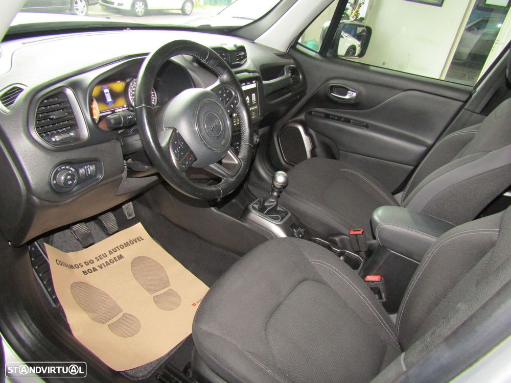 Jeep Renegade 1.6 MJD Night Eagle - 11