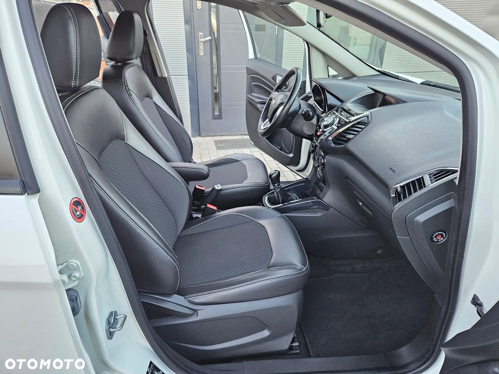 Ford EcoSport 1.5 TDCi TITANIUM - 17