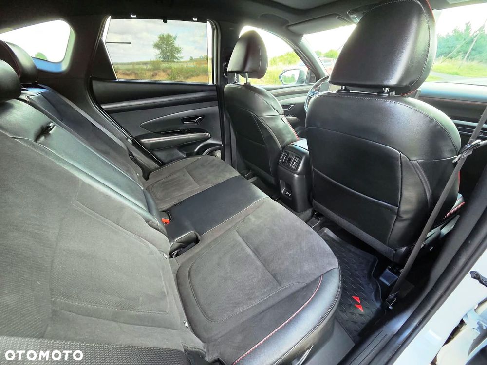 Hyundai Tucson 1.6 T-GDi HEV Executive N Line 2WD - 13