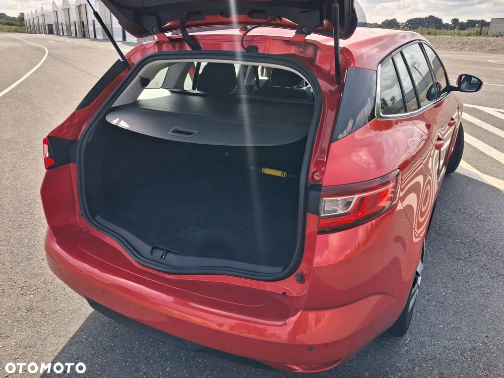 Renault Megane 1.3 TCe FAP Life - 9