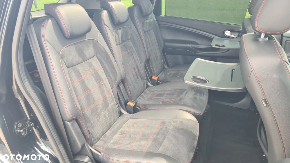 Ford S-Max 2.0 TDCi DPF Titanium - 22
