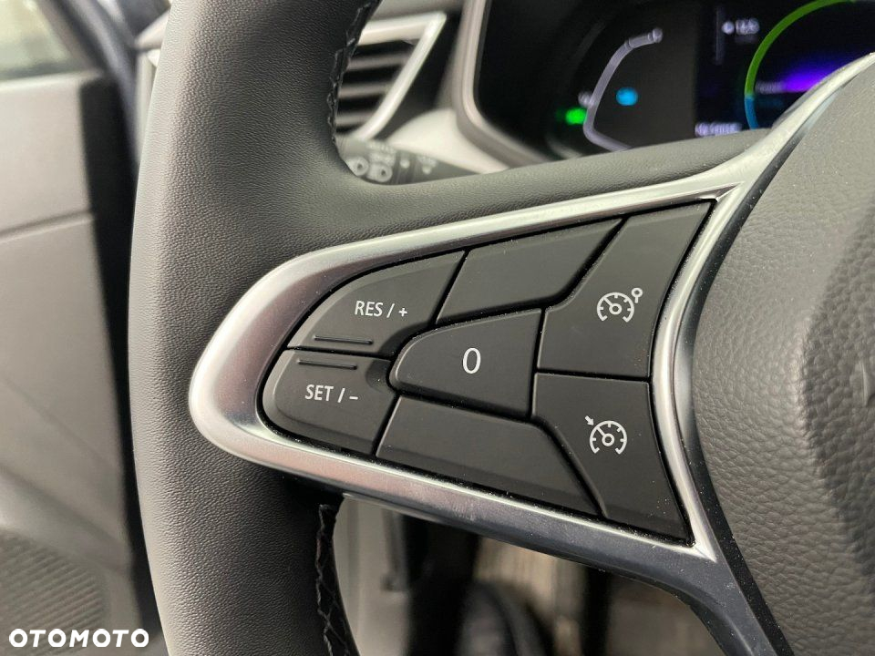 Renault Clio - 12