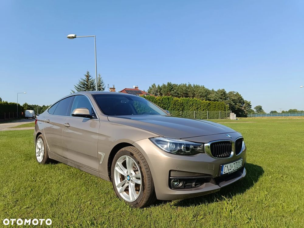 BMW Seria 3 320i - 2