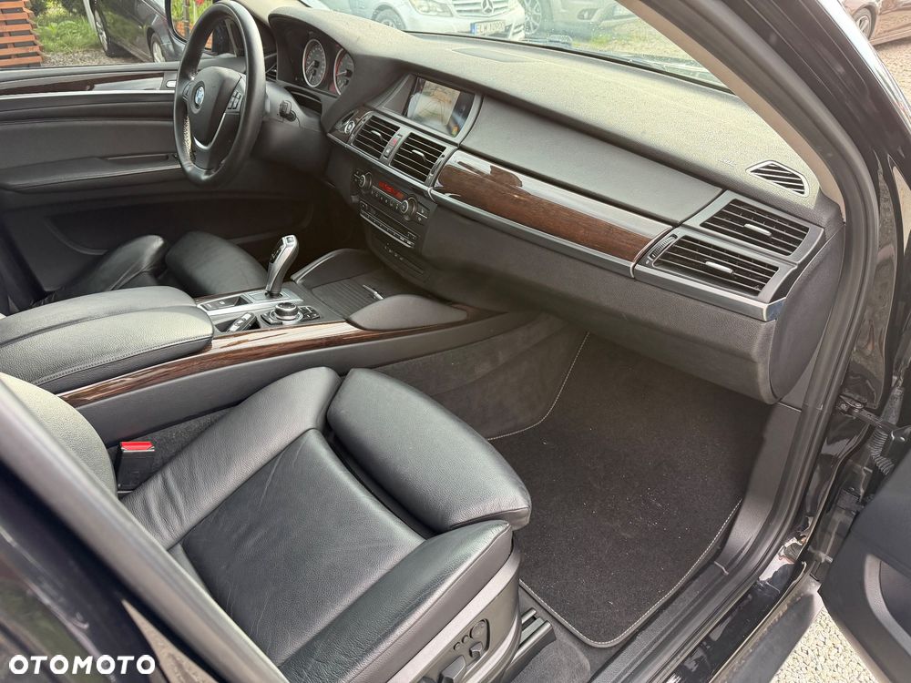 BMW X6 xDrive35i Edition Exclusive - 25