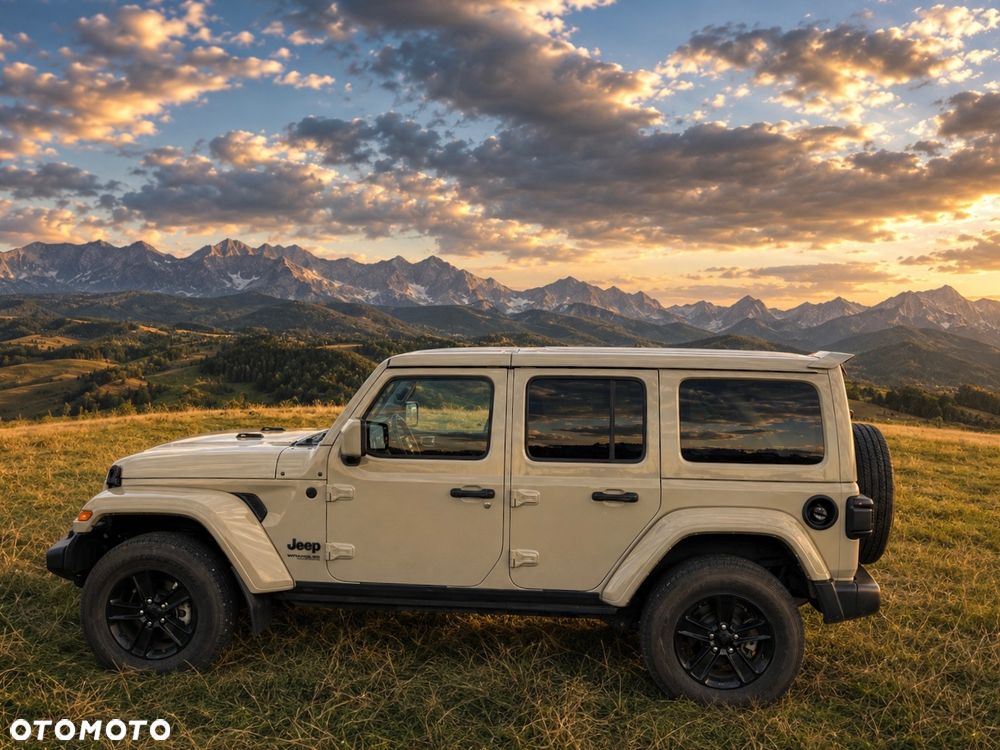 Jeep Wrangler - 4
