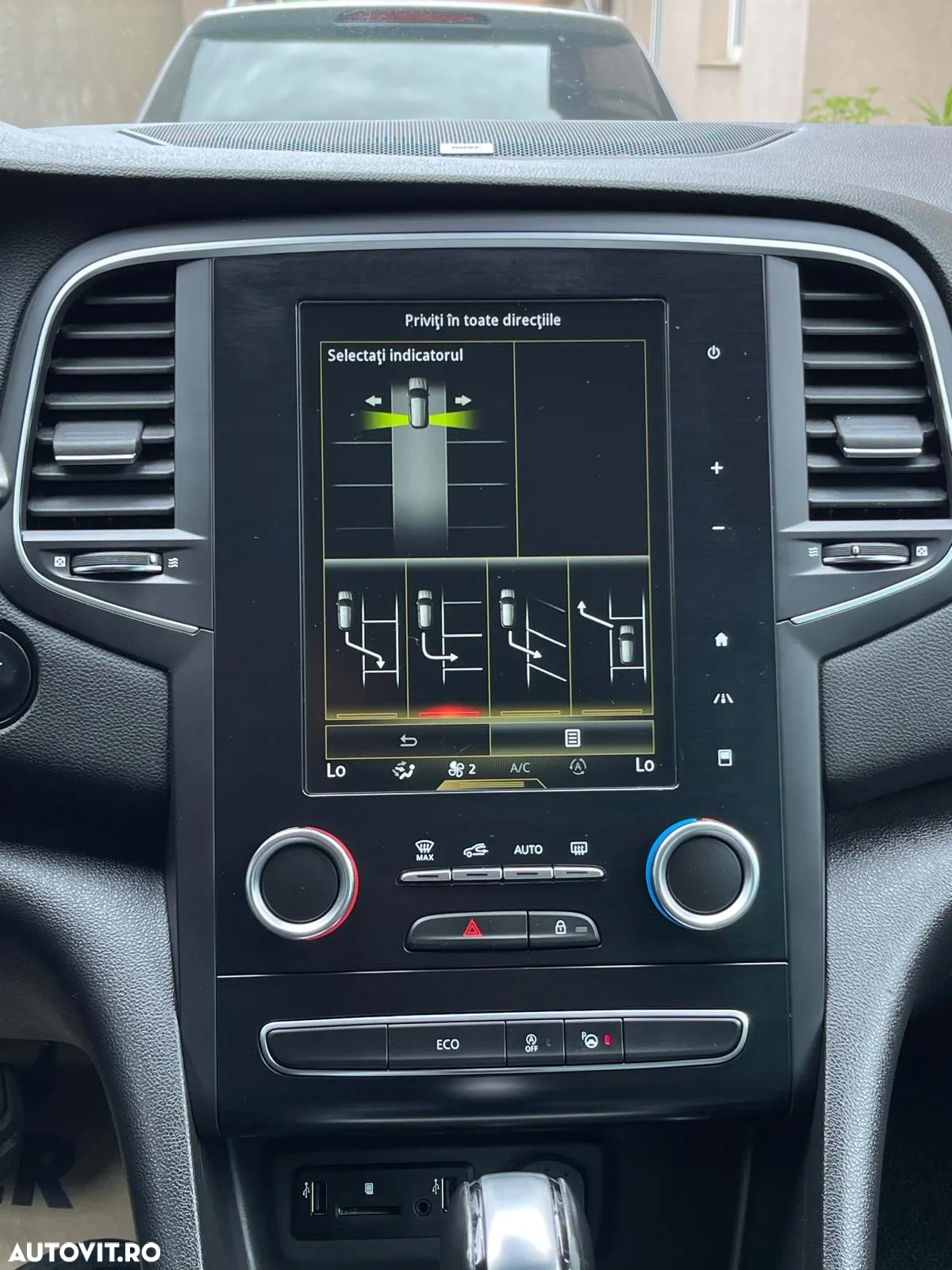 Renault Megane ENERGY dCi 110 EDC BOSE EDITION - 35