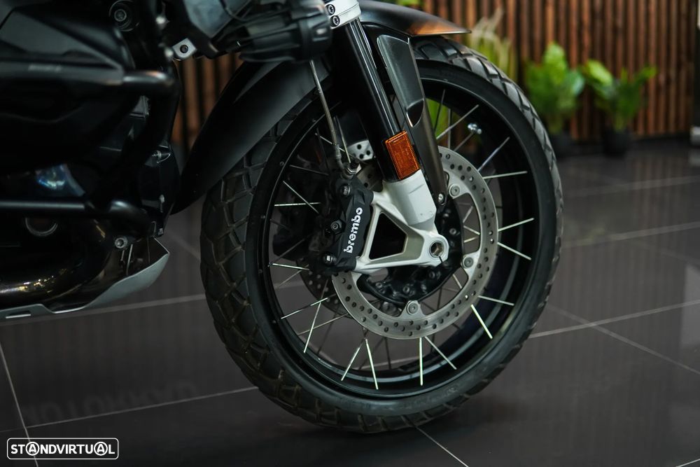BMW R 1250 GS Adventure TRIPLE BLACK 4 Packs - 21
