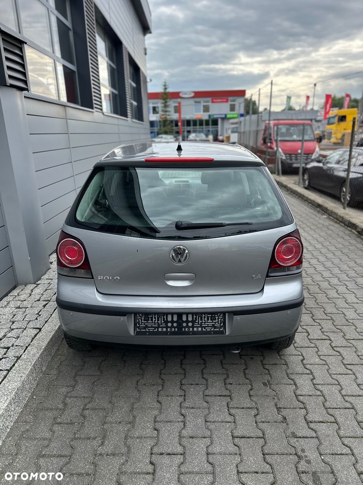 Volkswagen Polo 1.4 Tour - 5