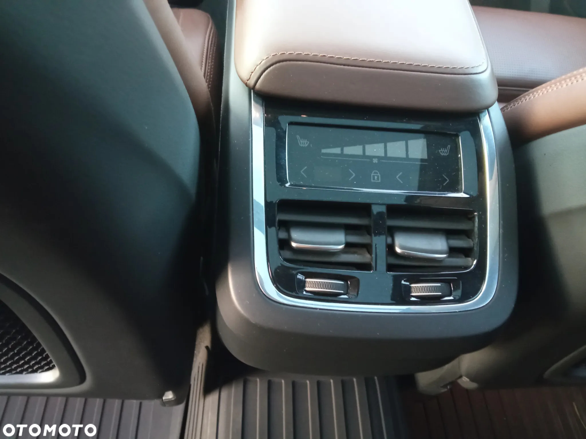 Volvo XC 60 T5 AWD Inscription - 17