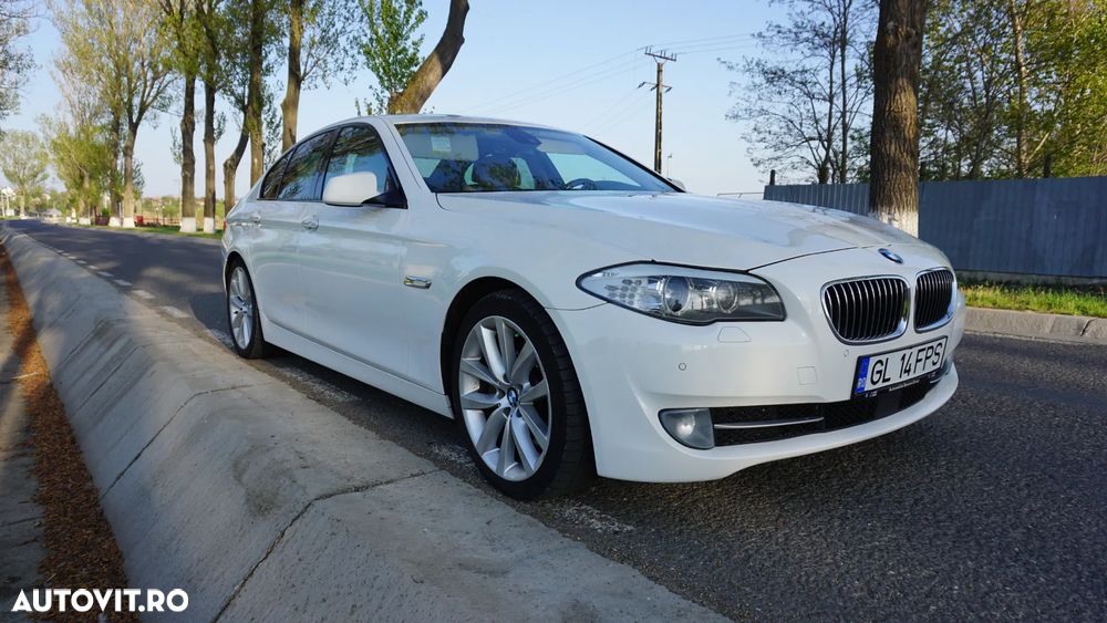 BMW Seria 5 535d xDrive - 12