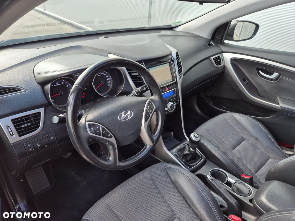 Hyundai i30 1.6 GDI Premium - 16