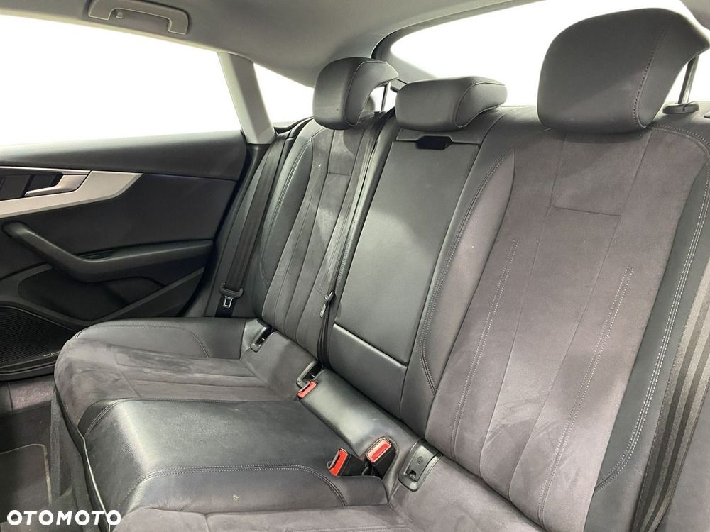 Audi A5 Limousine - 16