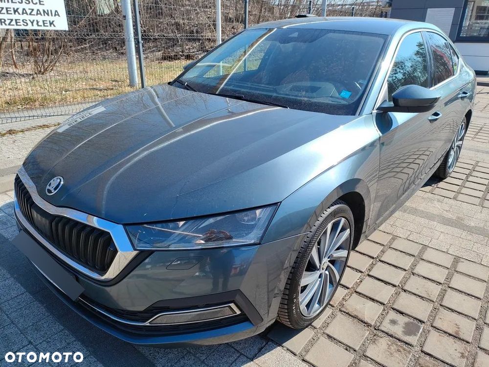 Skoda Octavia - 1
