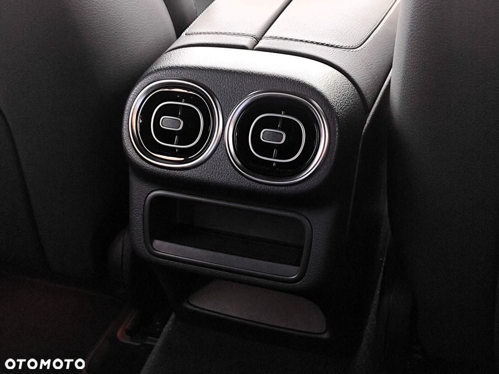 Mercedes-Benz GLC - 13