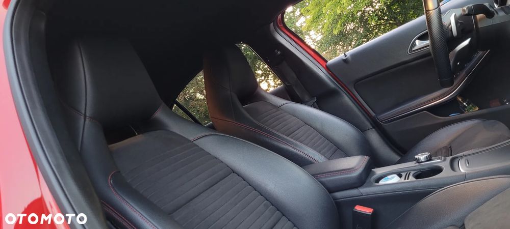 Mercedes-Benz Klasa A 220 4Matic 7G-DCT Motorsport Edition - 22