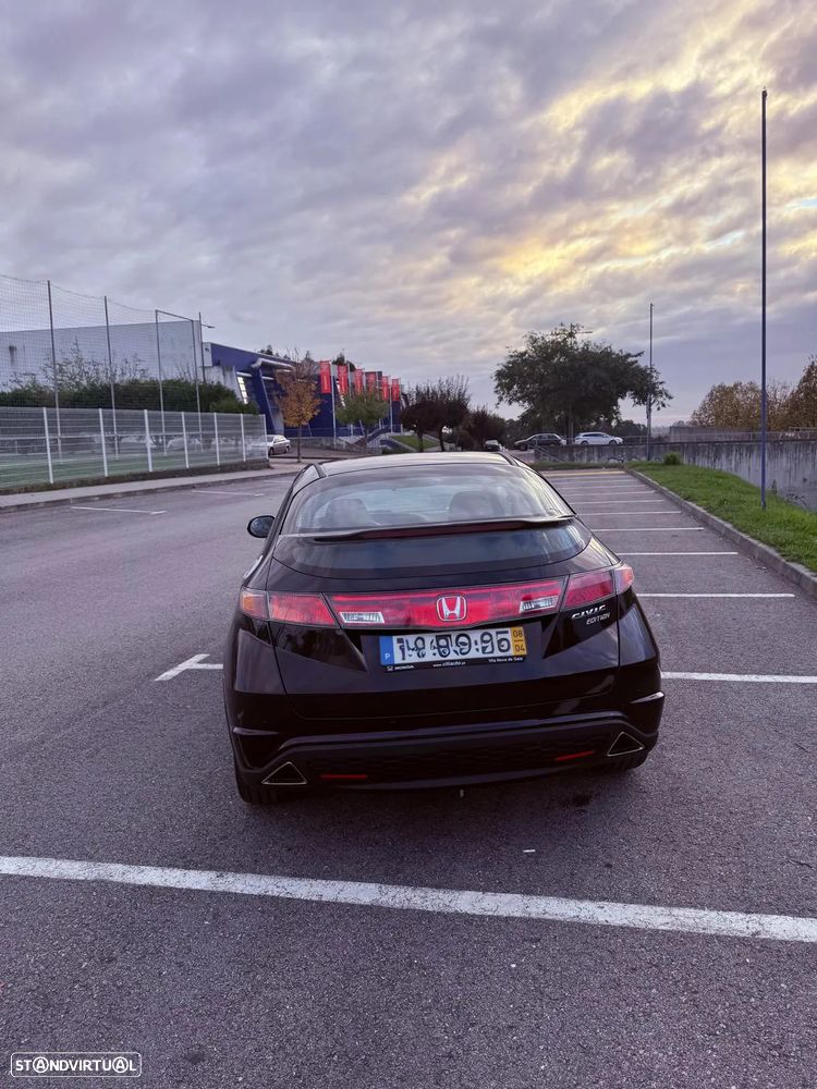 Honda Civic 1.8 Sport - 4