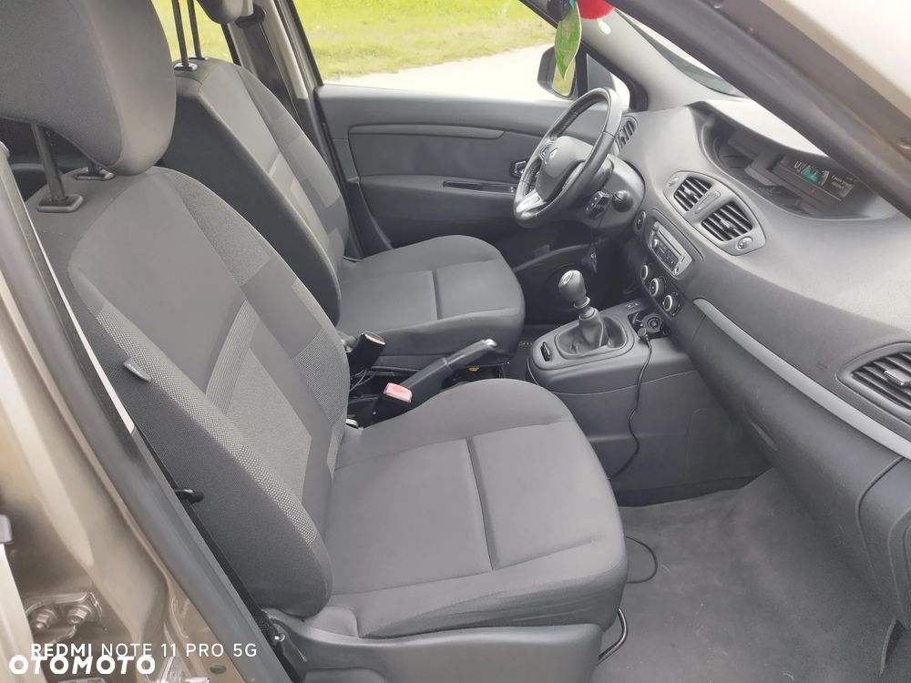 Renault Scenic ENERGY dCi 110 INTENS - 24