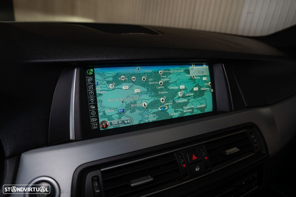 BMW 520 d Pack M - 41