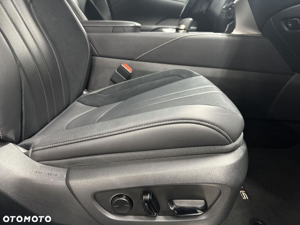 Lexus RX - 19