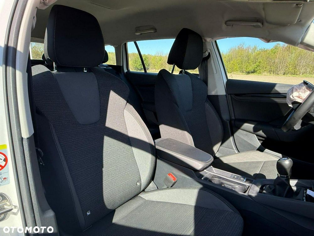 Skoda Octavia 2.0 TDI Ambition - 17