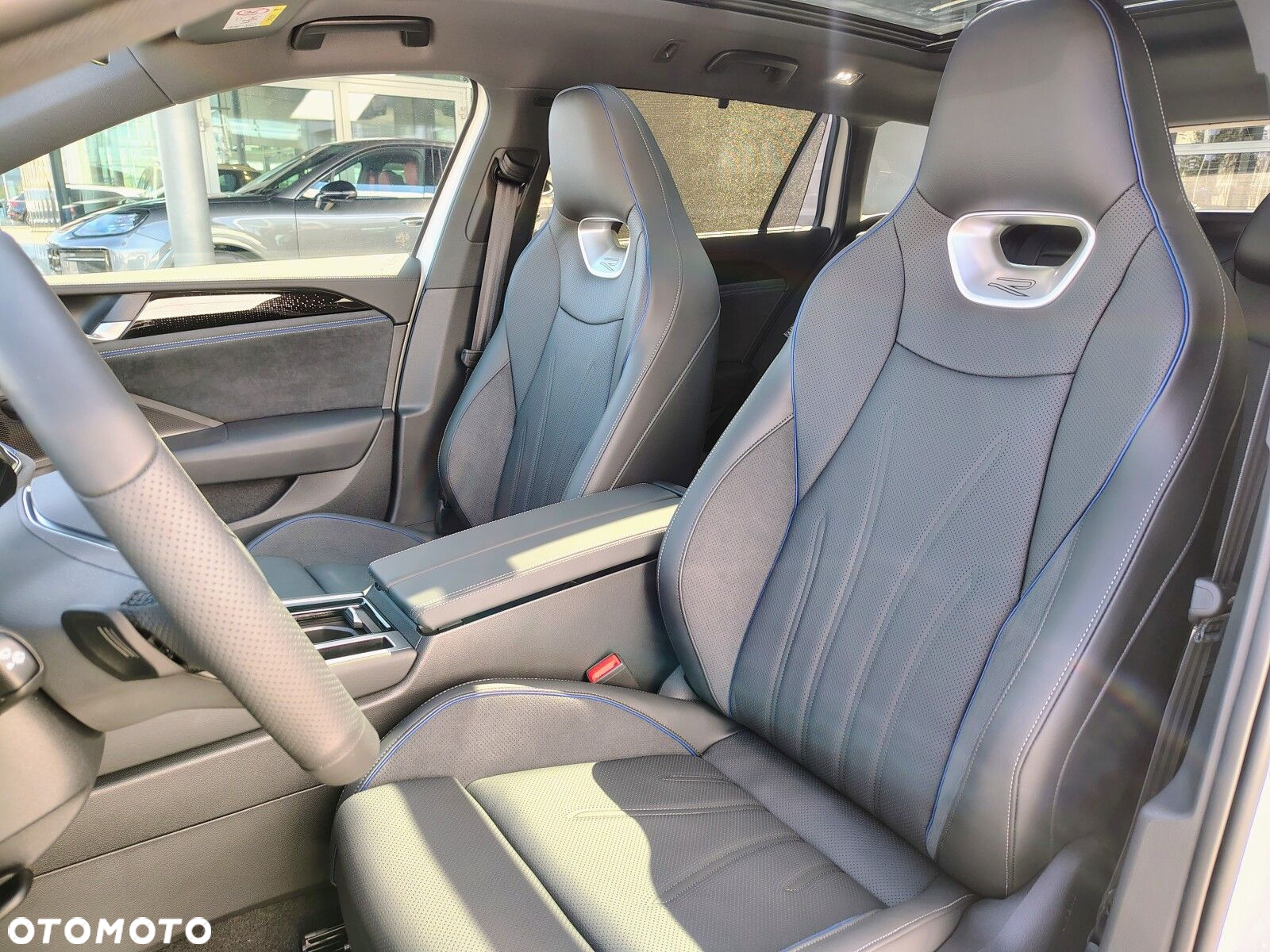 Volkswagen Passat - 21