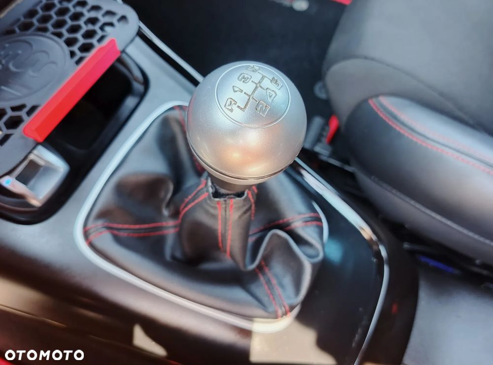 Alfa Romeo Giulietta 1.4 TB 16V Multiair Turismo - 19