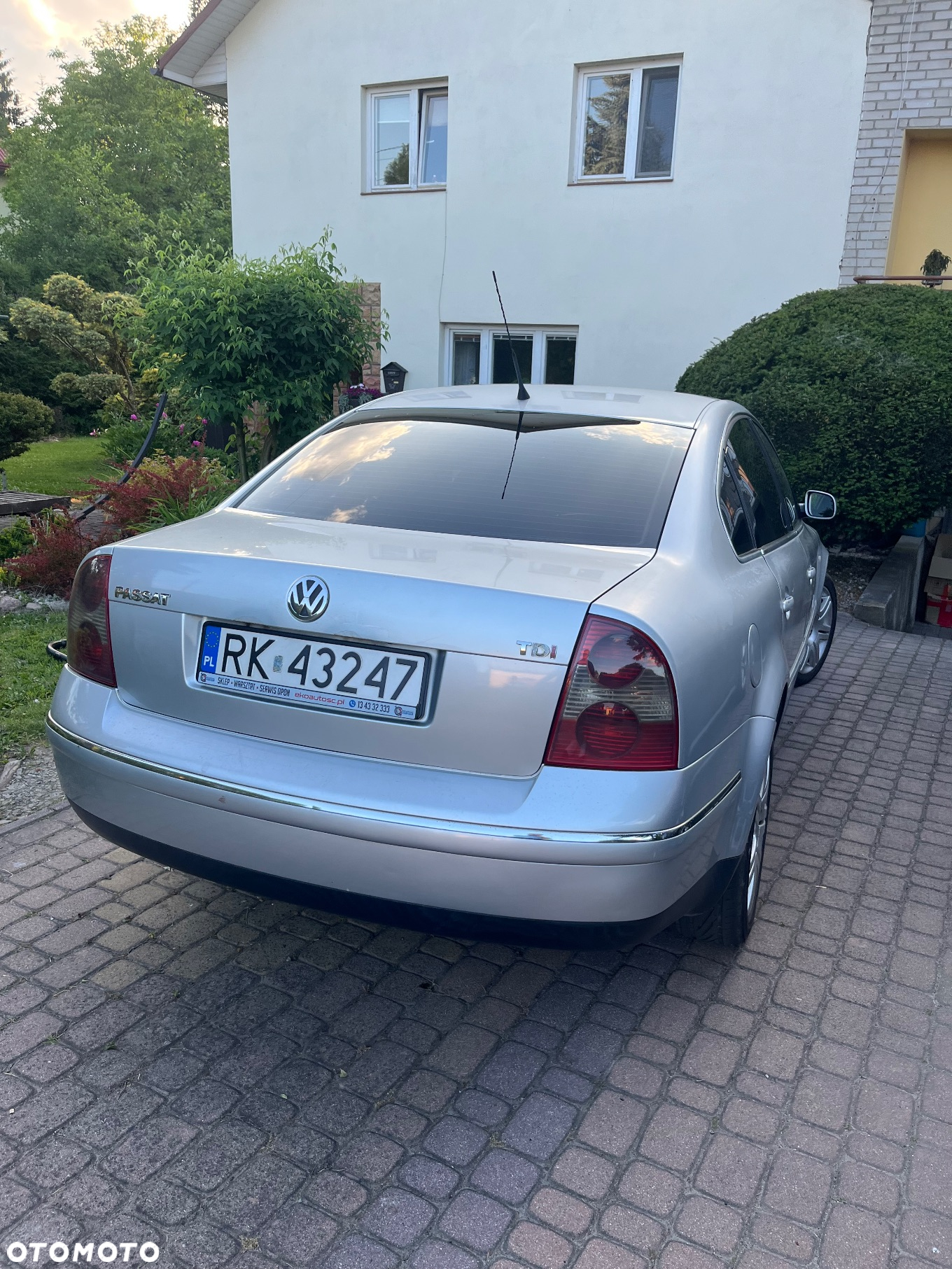 Volkswagen Passat 1.9 TDI Highline - 7