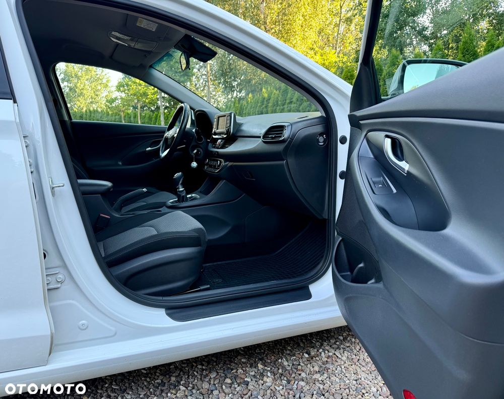 Hyundai i30 1.4 Classic + - 25