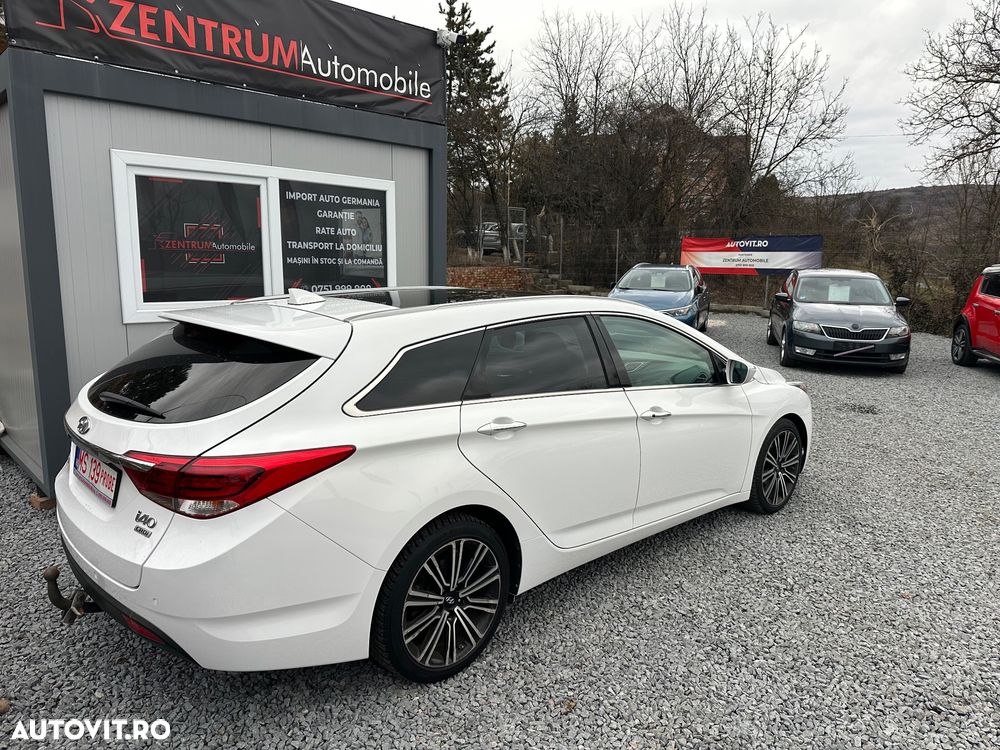 Hyundai i40 Kombi 1.7 CRDi DCT Premium - 12