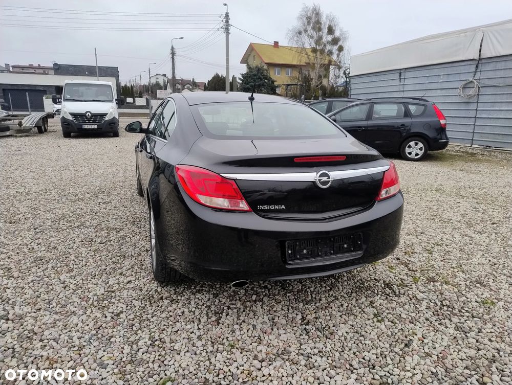 Opel Insignia 1.8 - 7