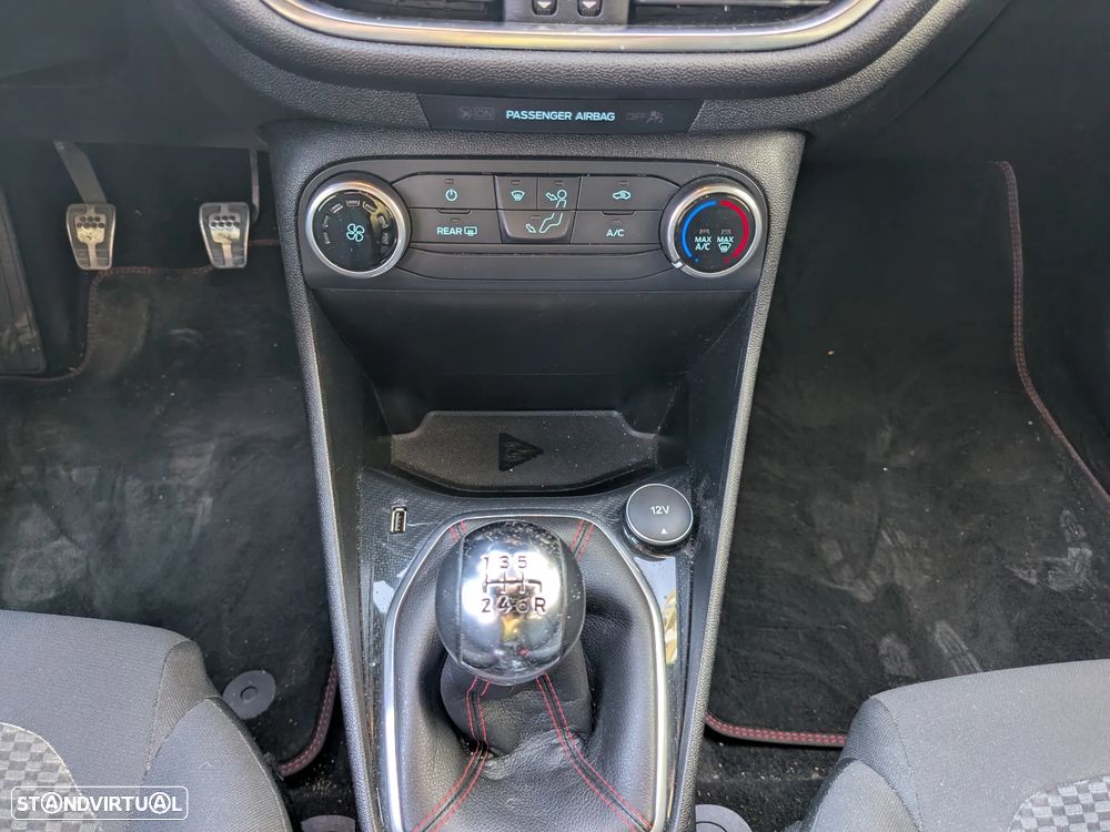Ford Fiesta 1.0 EcoBoost ST-Line - 15