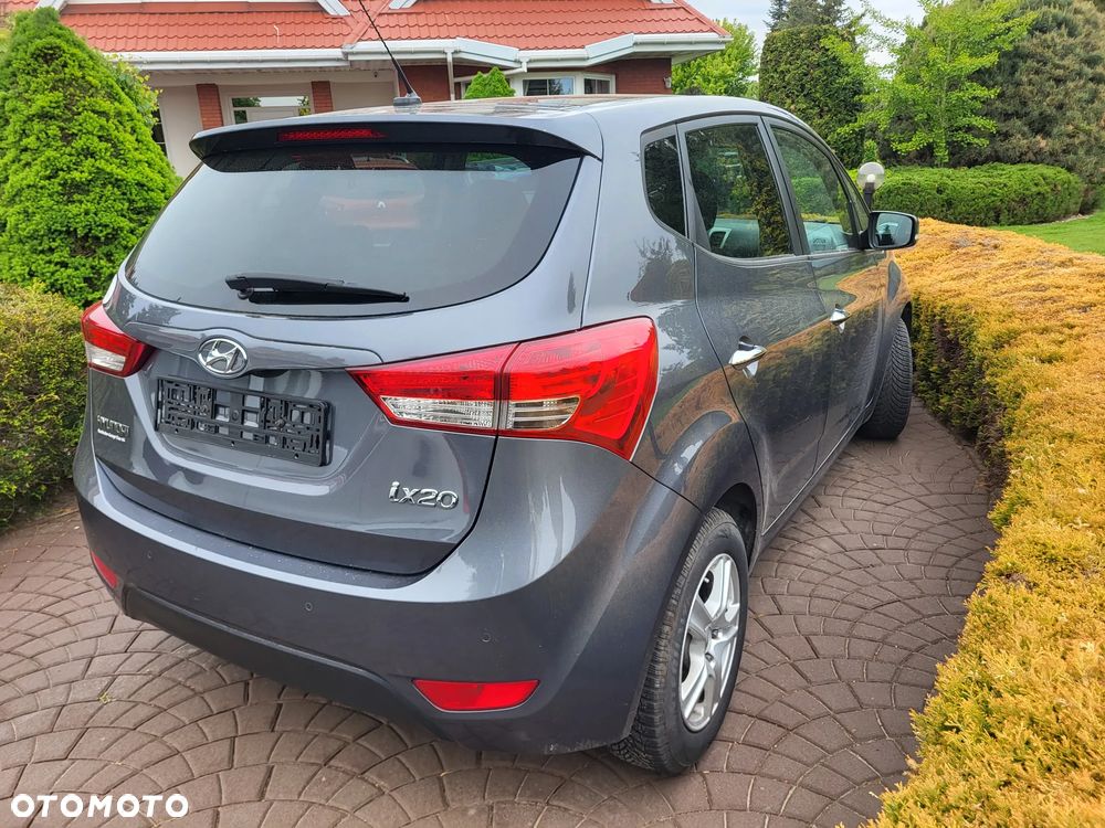 Hyundai ix20 1.6 Premium - 4