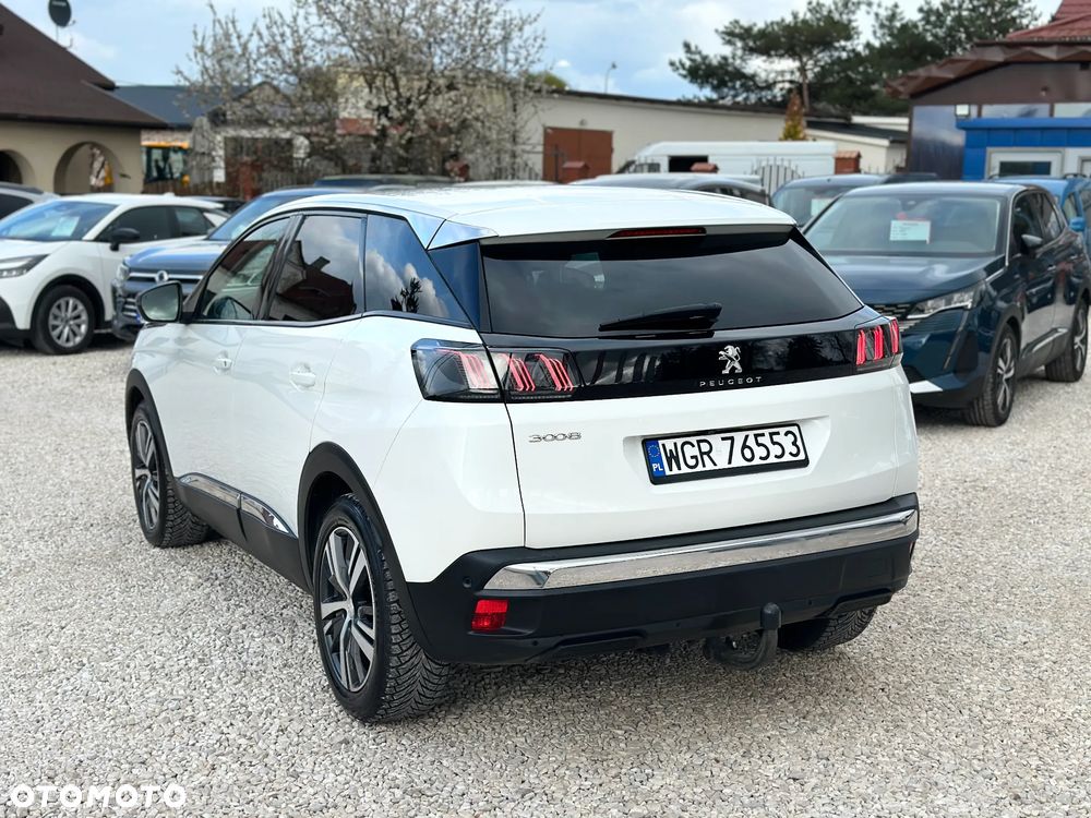 Peugeot 3008 1.5 BlueHDi Allure S&S - 10