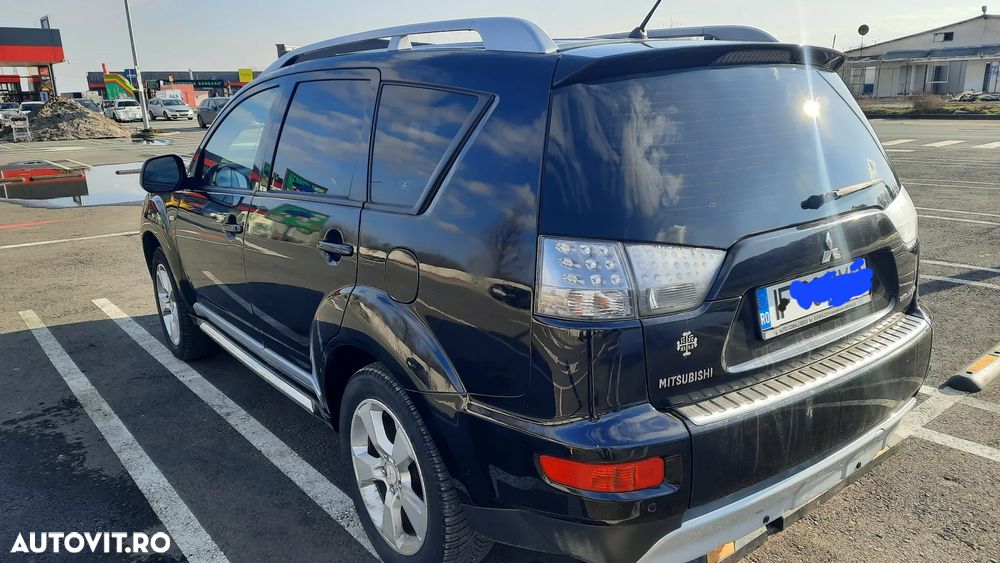 Mitsubishi Outlander 2.0 2WD Invite A04 - 3