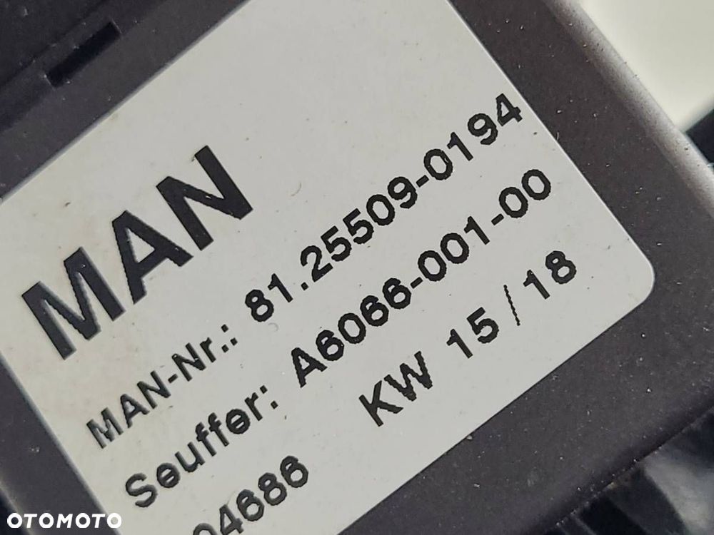 KOLUMNA KIEROWNICZA STACYJKA KLUCZYK TAŚMA MANETKI MAN TGX 81461136236 - 14