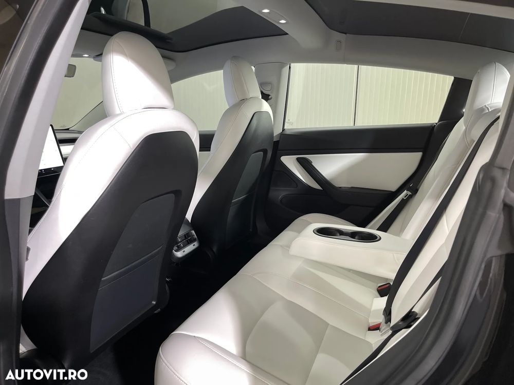 Tesla Model 3 Long Range Dual Motor 4WD - 12